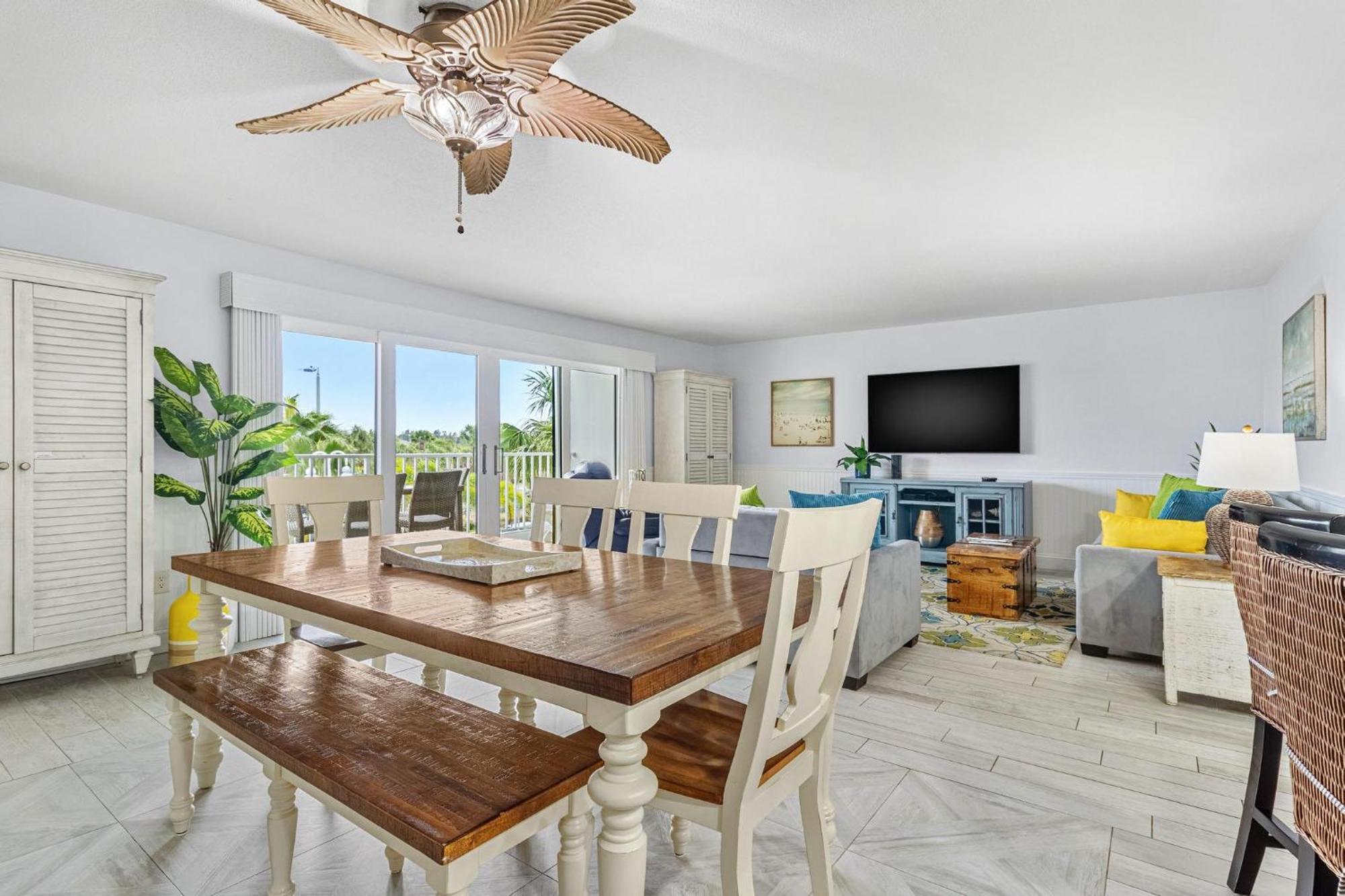 Beach Oasis - No Storm Damage & Guest Ready! Come Enjoy The Heated Pool & Relax At The Beach! Clearwater Beach Exteriér fotografie