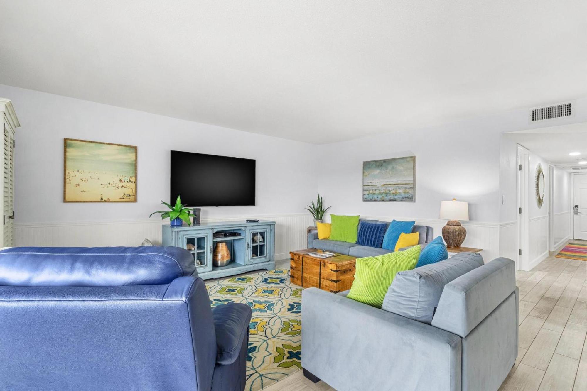 Beach Oasis - No Storm Damage & Guest Ready! Come Enjoy The Heated Pool & Relax At The Beach! Clearwater Beach Exteriér fotografie